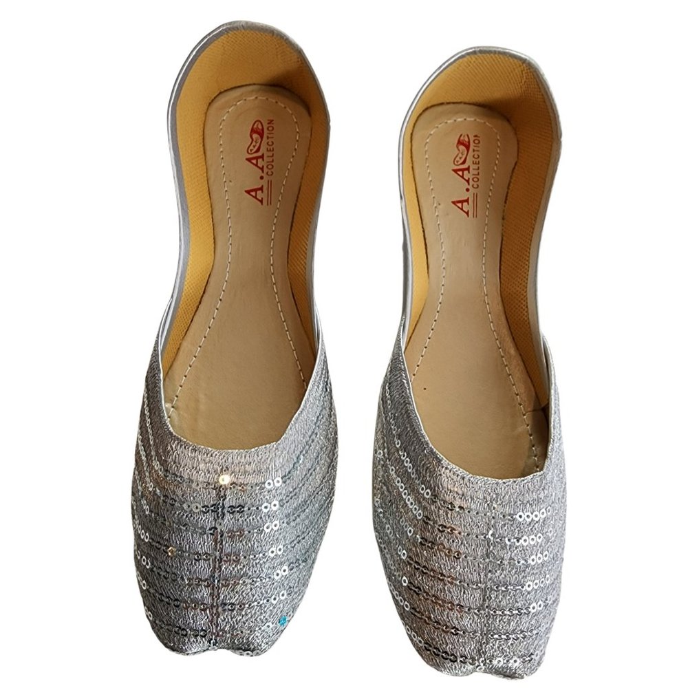 Women's Embroidered Silver Shoes Khussa Punjabi Jutti US Sizes 6 & 7 Pakistani